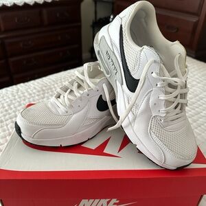 Nike Air Max White and Black Sneakers